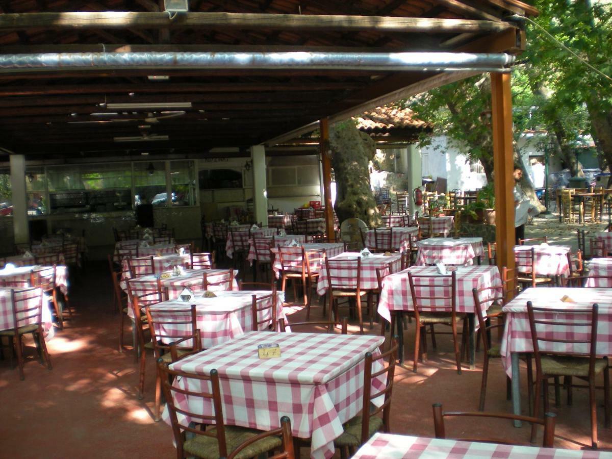 Difo Hotel Лутра Едипсу Екстериор снимка